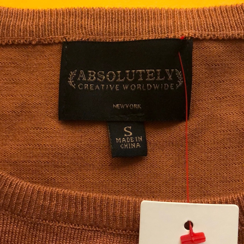 🆕 ABSOLUTELY CREATIVE long sleeve sweater - Picture 5 of 7